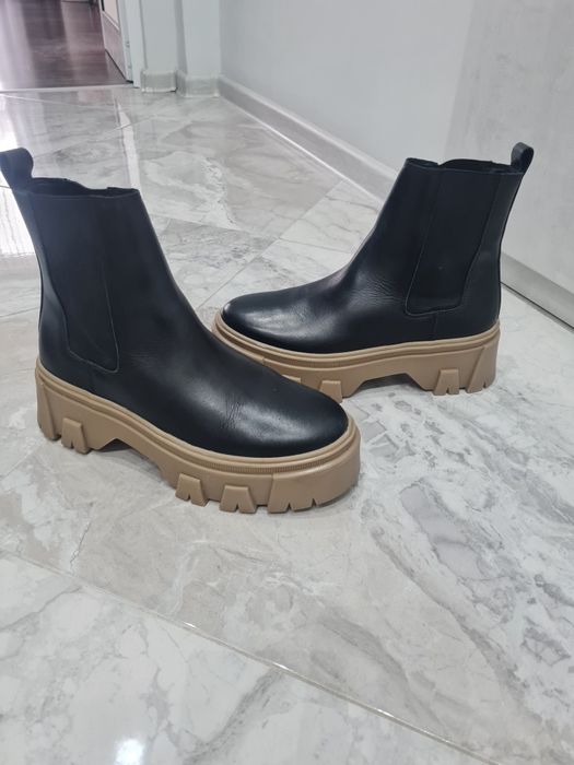 Боти от естествена кожа