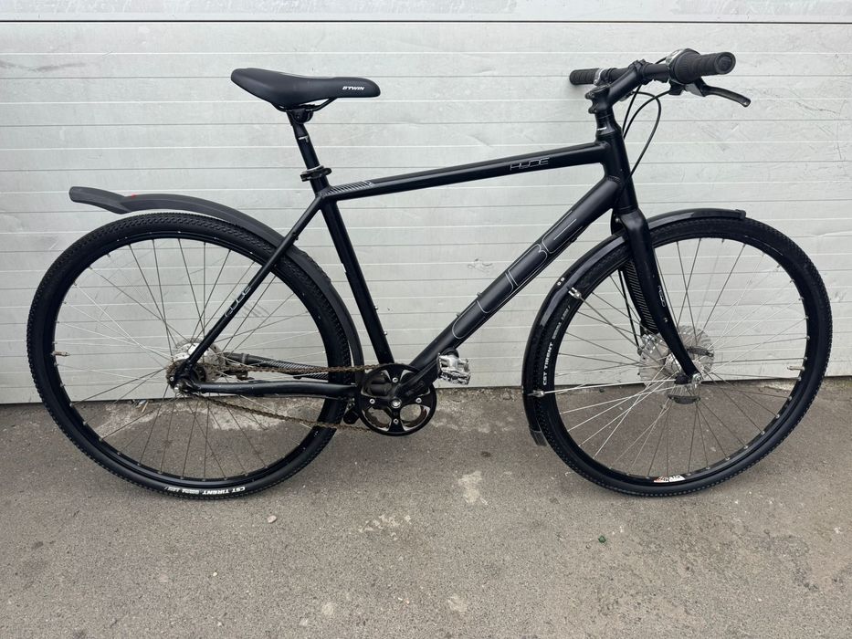 Bicicleta CUBE HYDE 28”
