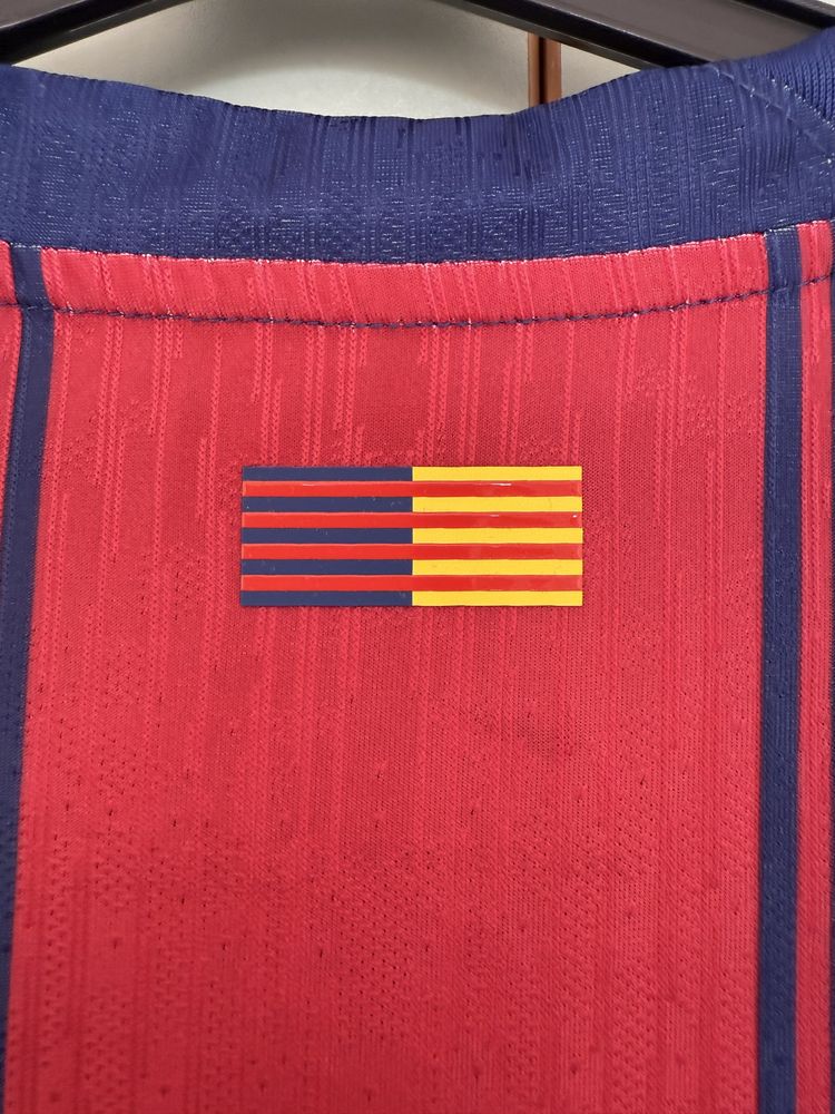 Барселона / Barcelona домакински екип player version
