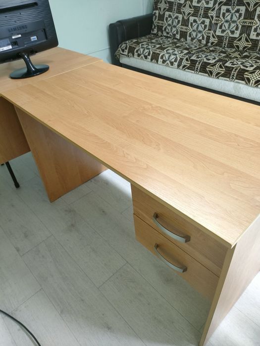 Продам офисный стол