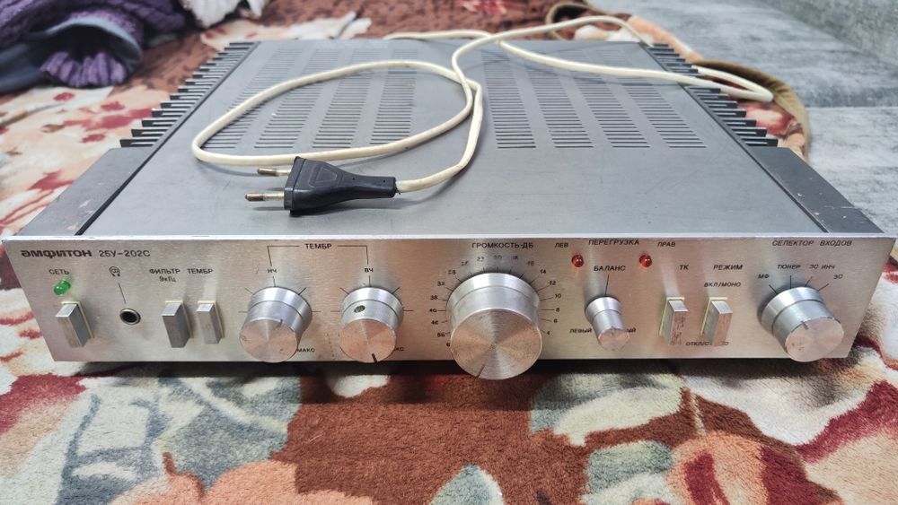 Продам усилитель Амфитон 25у202с