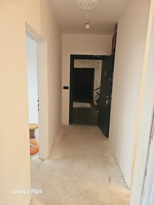 Продава се Тристаен апартамент в Казанлък - 90 кв.м за 680 €/кв.м - Снимка #7