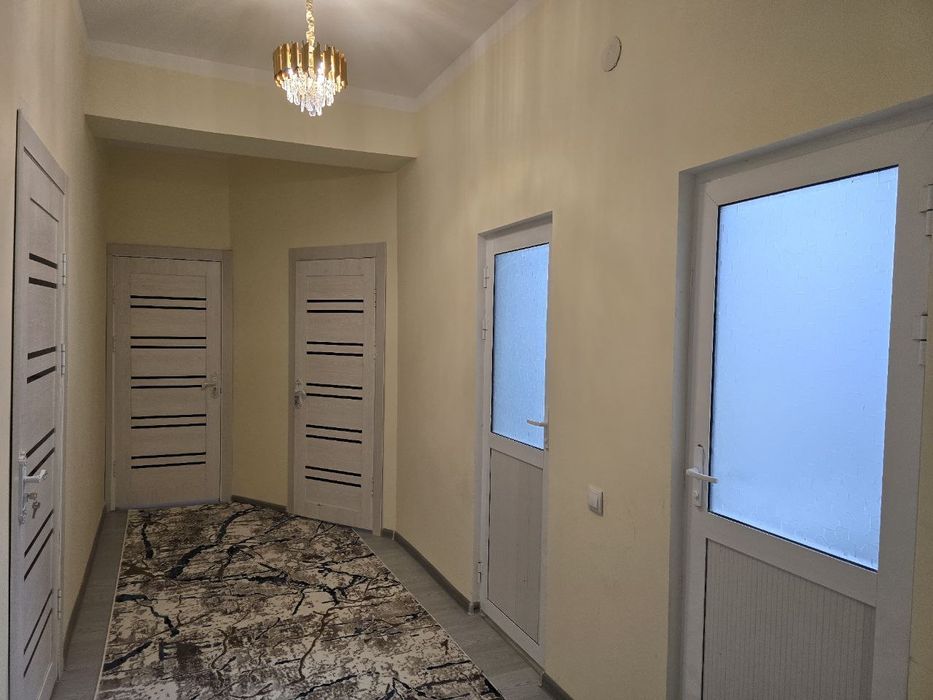 Срочно продаётся 2 комната на 1 этаже 55м² Макаронка полицеские дом