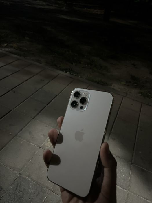 Айфон 12 про макс