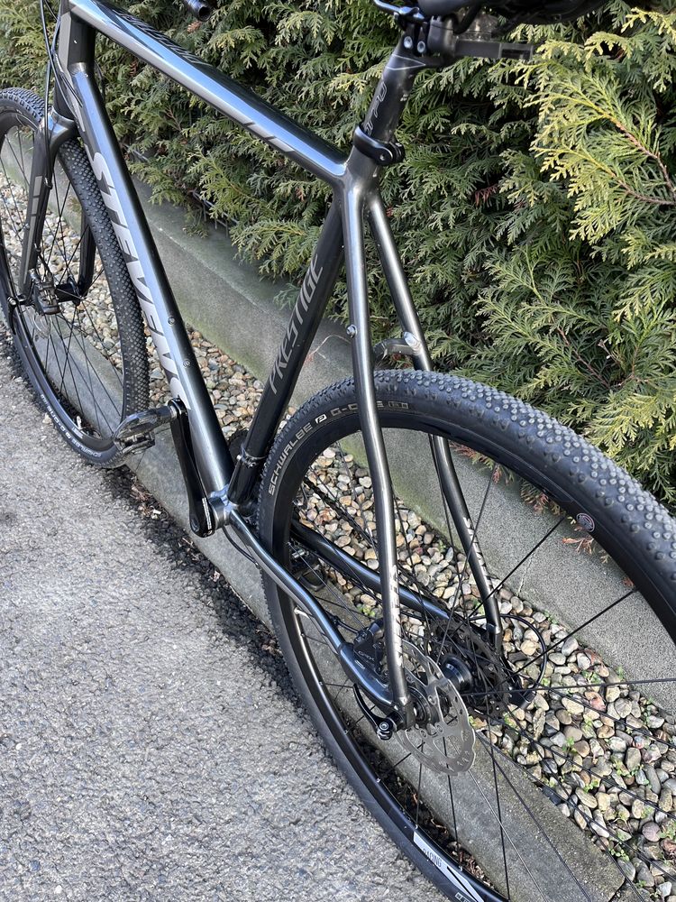 Bicicleta gravel 2x11 L-XL