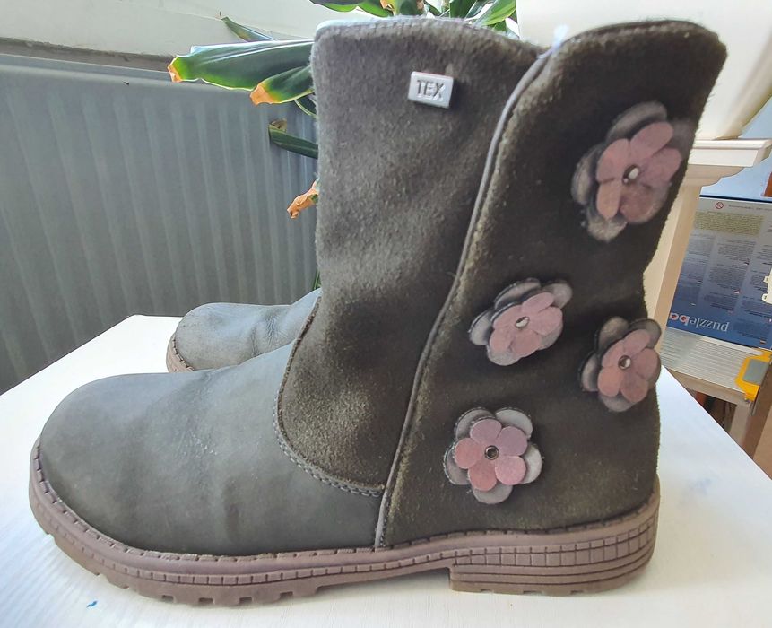 Ghete din piele copii marimea 35