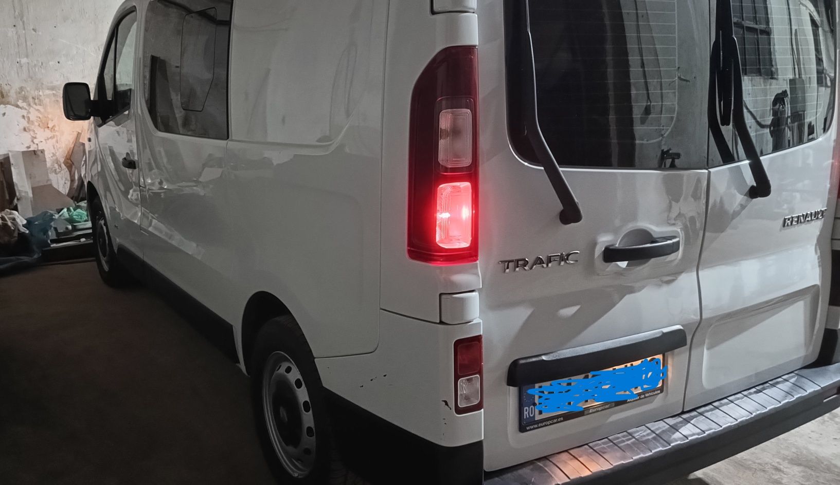 Renault Trafic 1.6 dci , 8+1 locuri