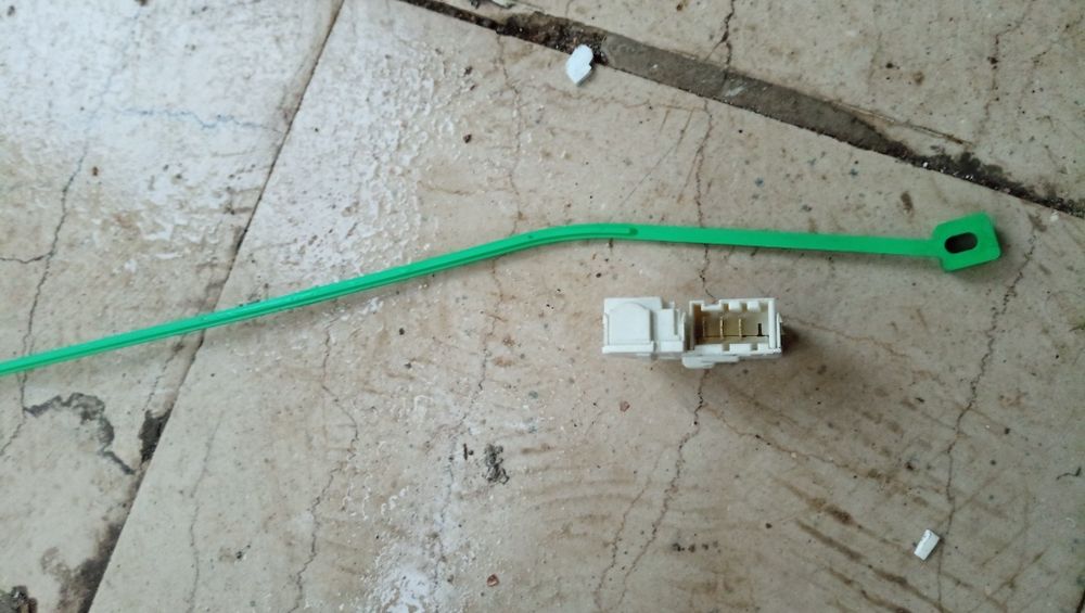 Пералня Аристон на части !