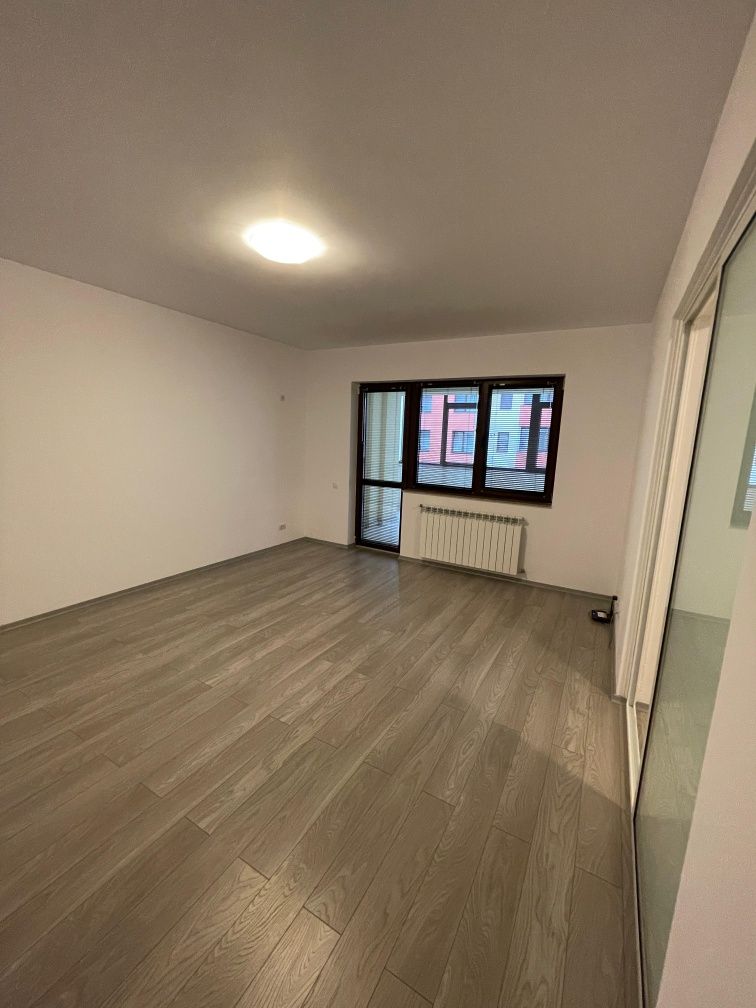 AVIATIEI 2 camere nemobilat +loc parcare, 700m metrou 1.2 km Herastrau