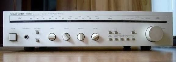 Harman Kardon HK385i amplituner