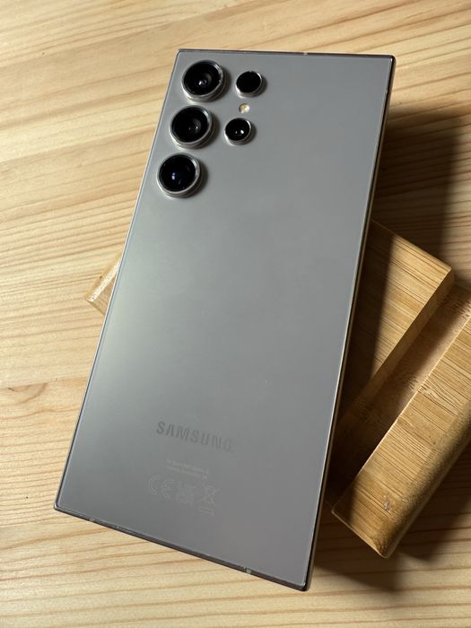 Samsung S24Ultra Titanium Gray ,Ca Nou 12Gb Ram ,256Gb Unlocked