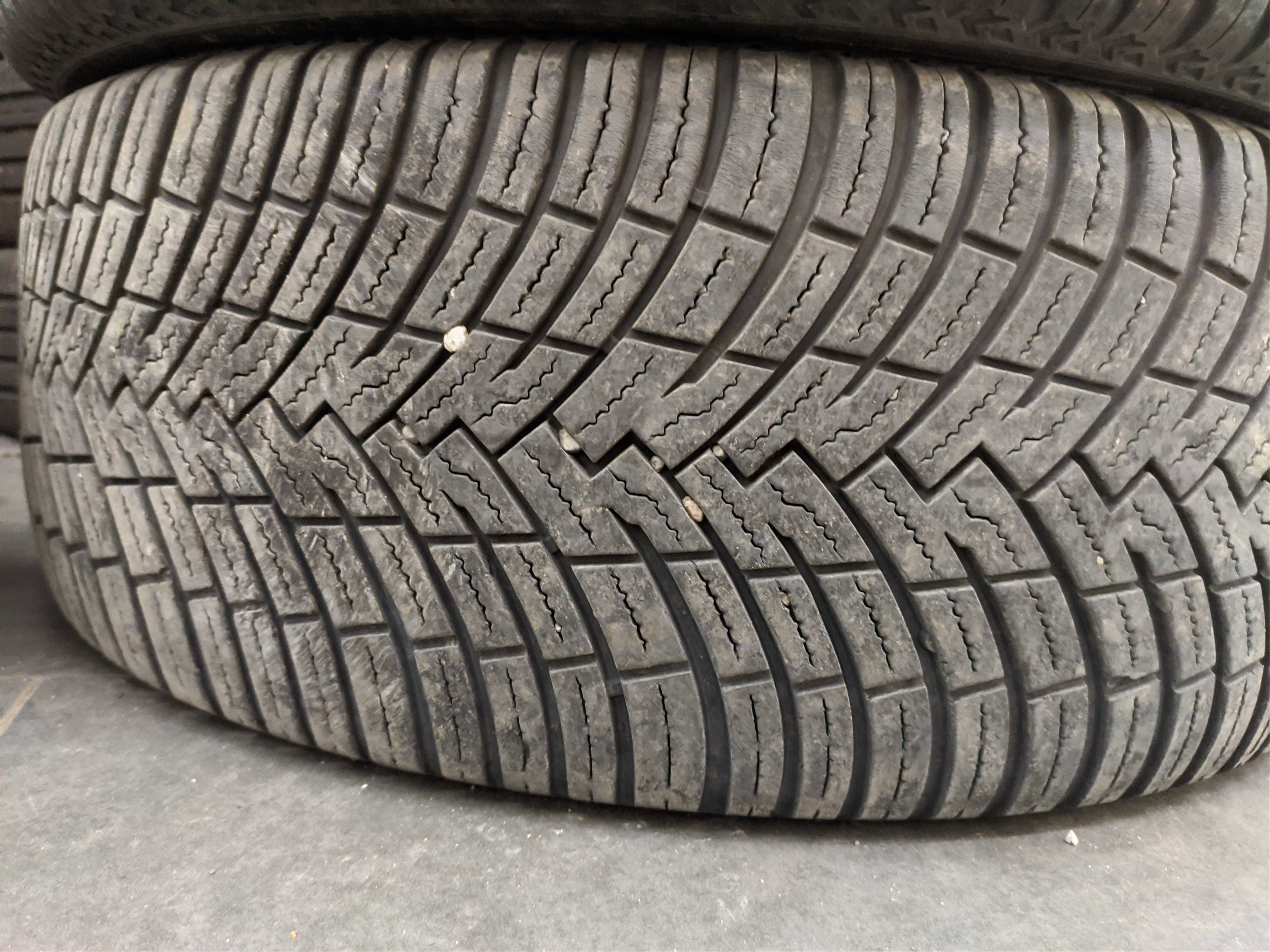 4бр Всесезонни Гуми 235 55 18 - Pirelli - DOT 2023