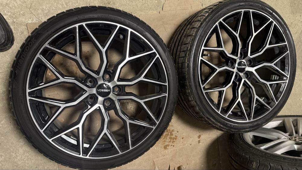 тайота титан  R19