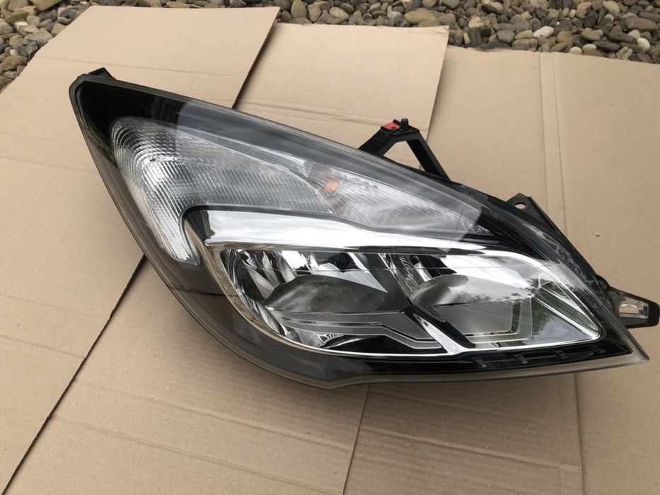 Far Opel Meriva B, 01.2014-partea dreapta