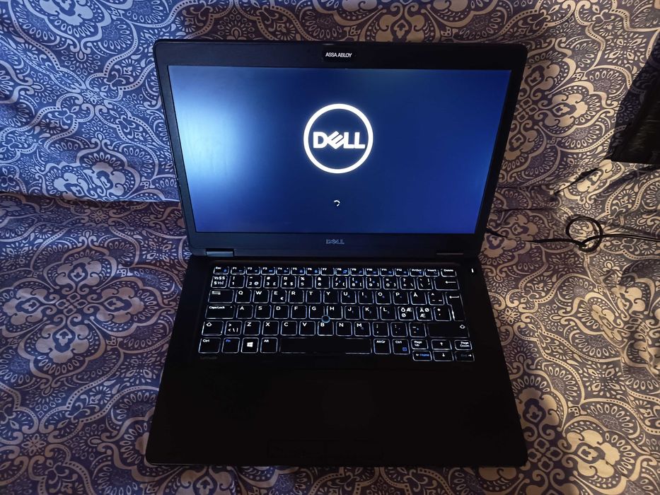 Laptop Dell Latitude 5480, Core i5 7200u, 8gb ddr4, tastatura luminata