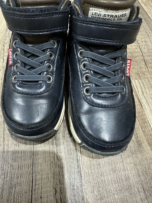 Levis боти 26 номер