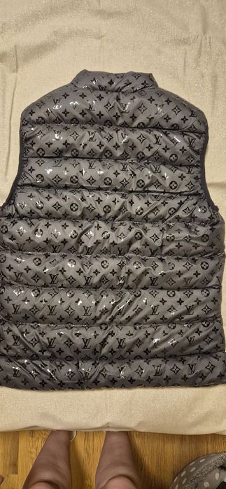 Елек Louis Vuitton