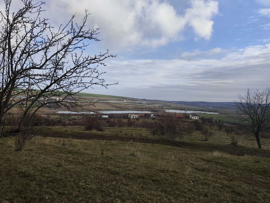 Teren de vanzare 2800mp