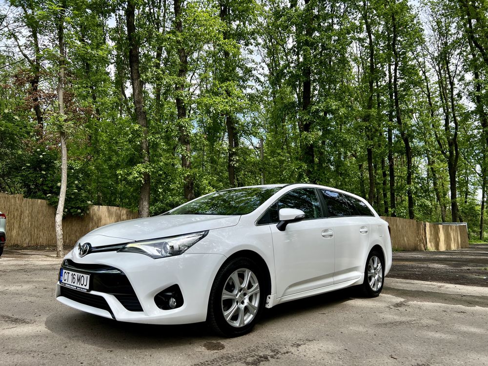 Toyota Avensis 2.0 D 4D Euro 6 12/2015