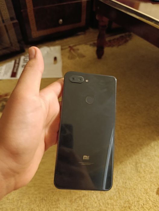Xiamo  mi 8 lite