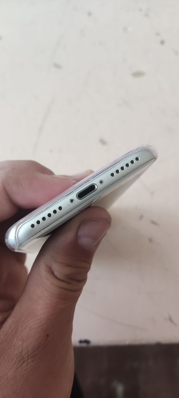 iPhone 8 64gb ideal