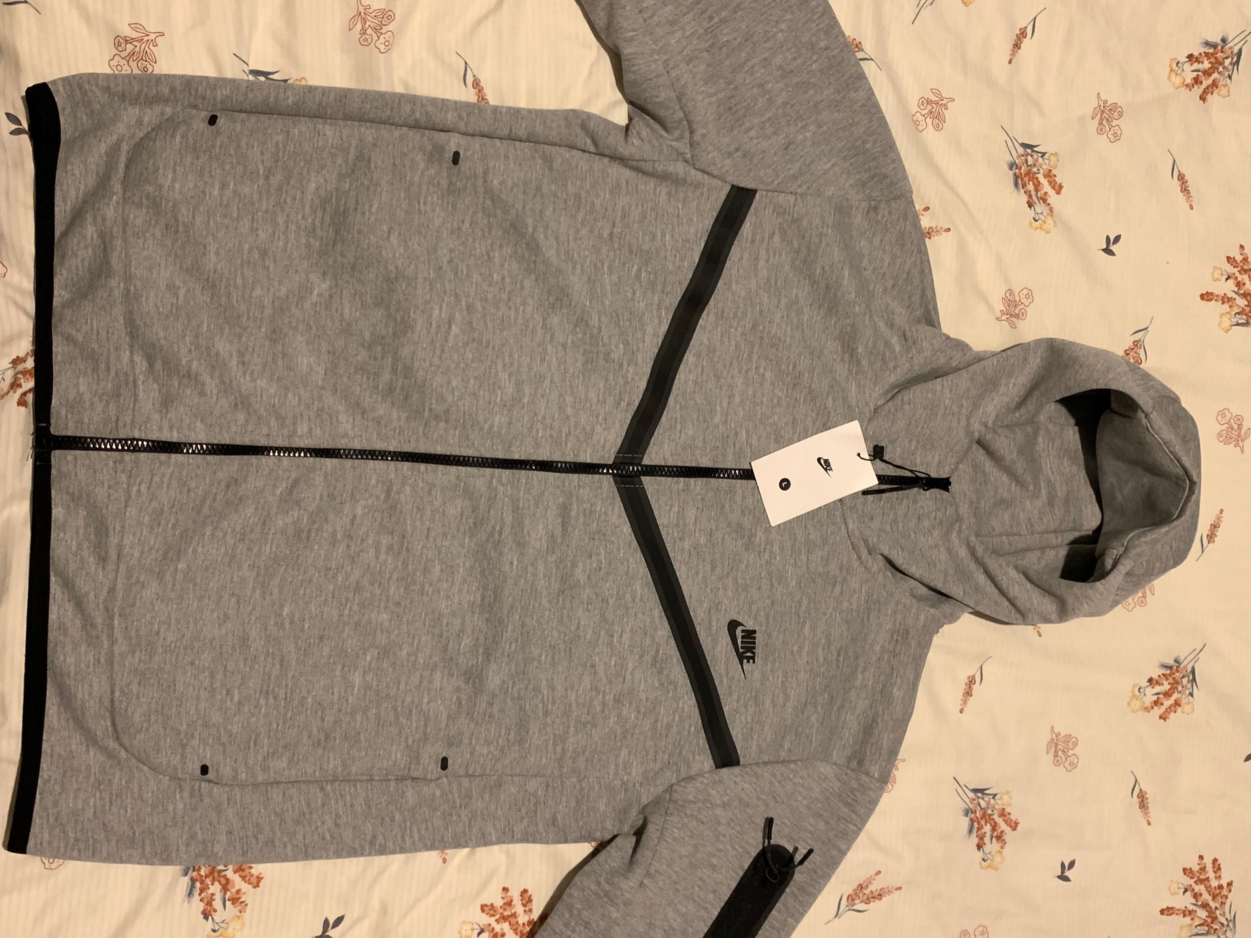 Nike tech fleece