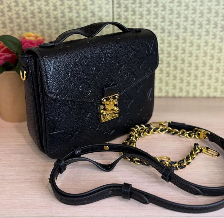 Новая кожаная сумочка