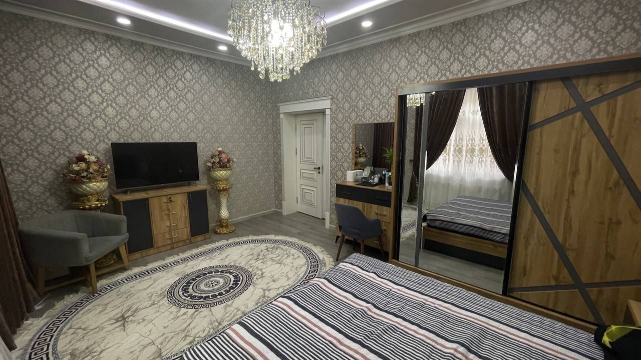 Продается дом 2 уровня, 6комнат +большой хол+большая кухня