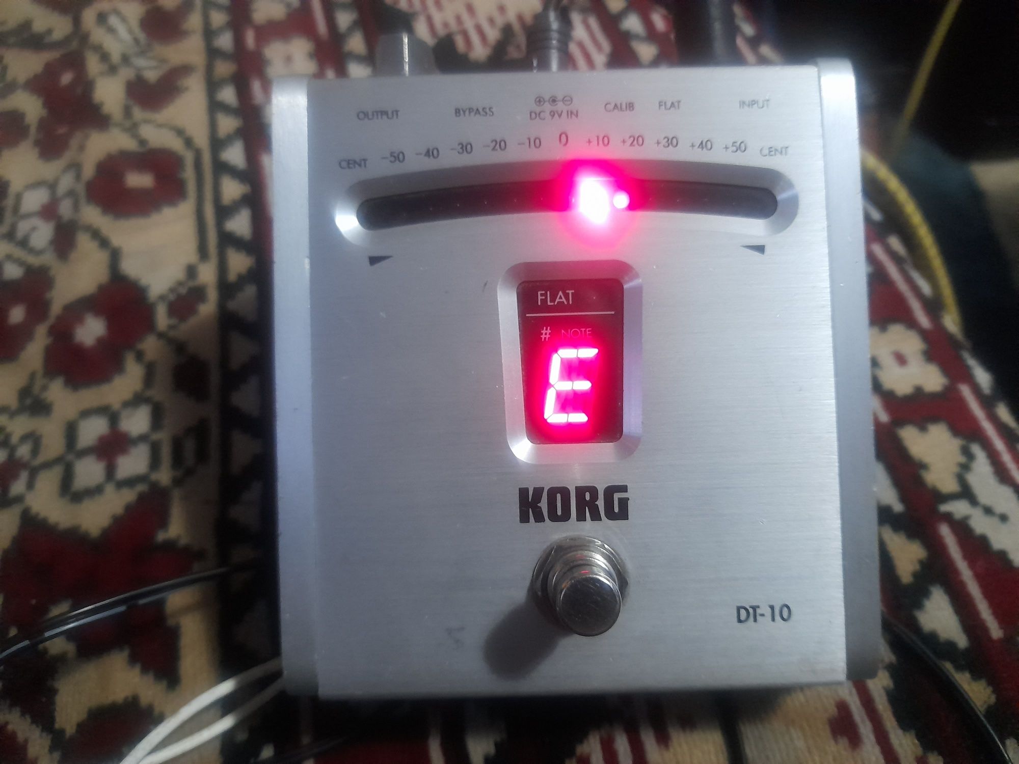 Korg DT-10 tuner / acordor digital chitara