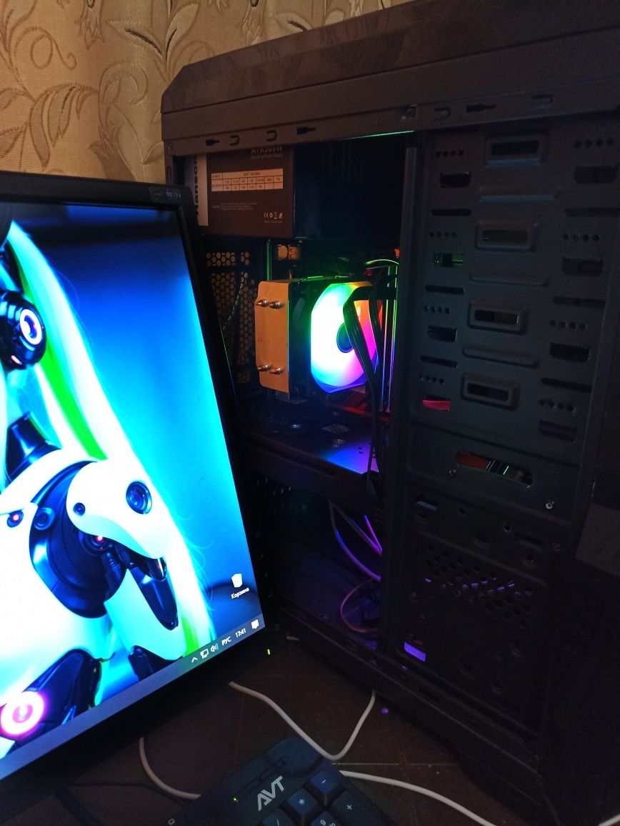 Игровой i5/16Gb/RED DRAGON DDR5 4GB/SSD/LG 19' Мощный игровой p