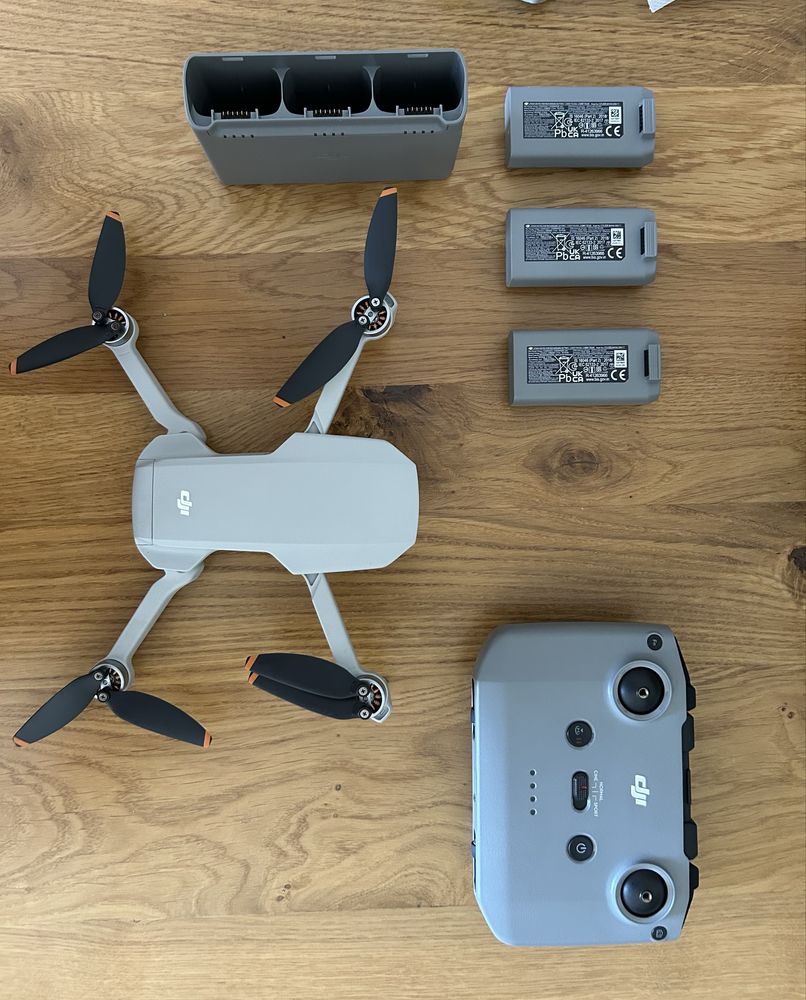 Drona Dji 4k - kit fly more combo
