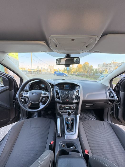 Ford Focus 3 Sedan  1.6 TDCI 95 CP  2011