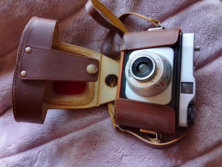 Стар фотоапарат Черто-Фото