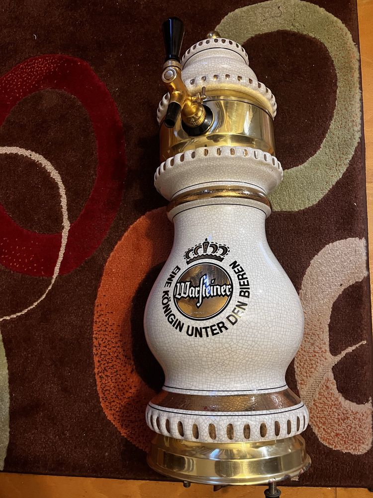 Керамична колона за наливна бира и светеща табела Warsteiner