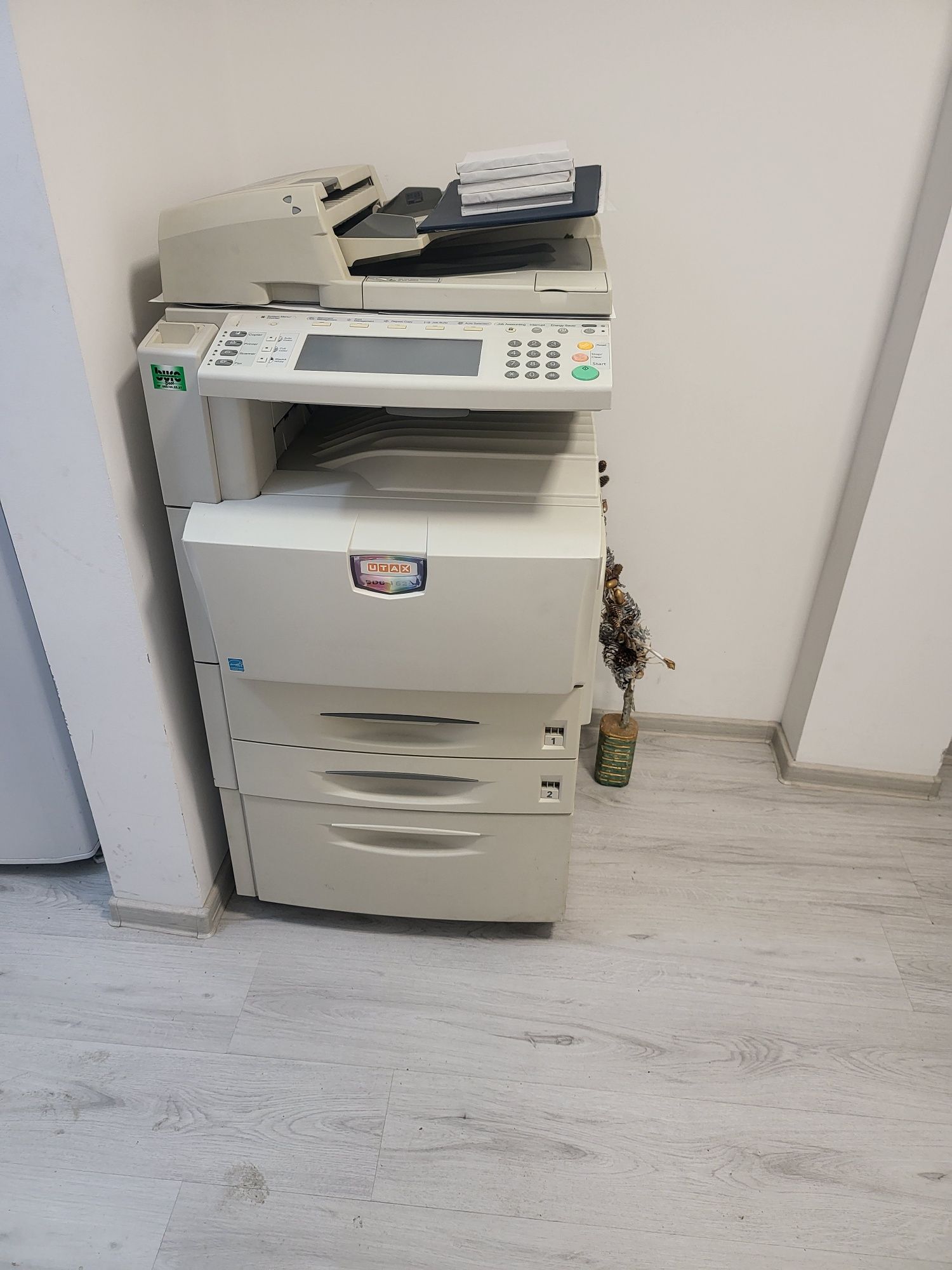 Xerox multifunctional laser color A3