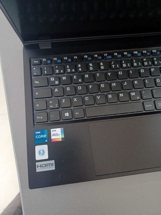 Лаптоп Clevo NS50MU + Чанта подарък