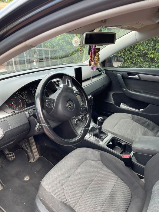 Vand sau schimb Vw Passat cu orice tip de mașină hibrida