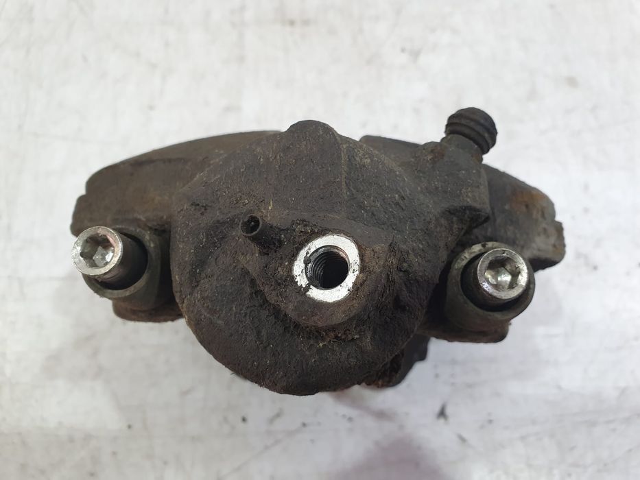 Etrier dreapta fata Volkswagen Passat B6 (2005 - 2010) (1240) BLR