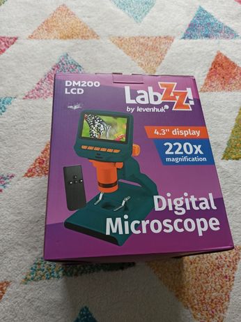 Microscop Levenhuk digital DM200