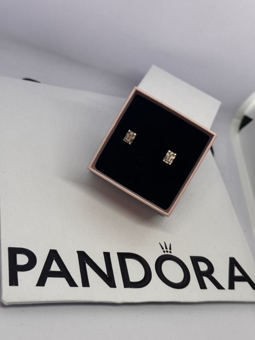 Пандора обеци Pandora