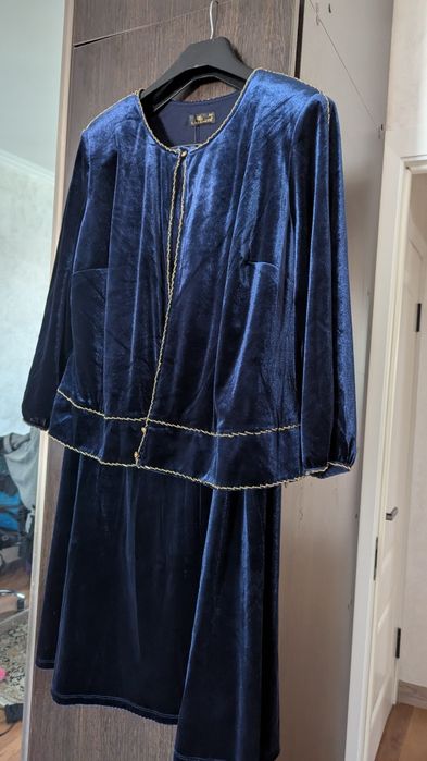 Продам платье бархатное турецкое