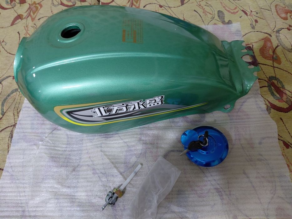 Продам бак на мотоцикл