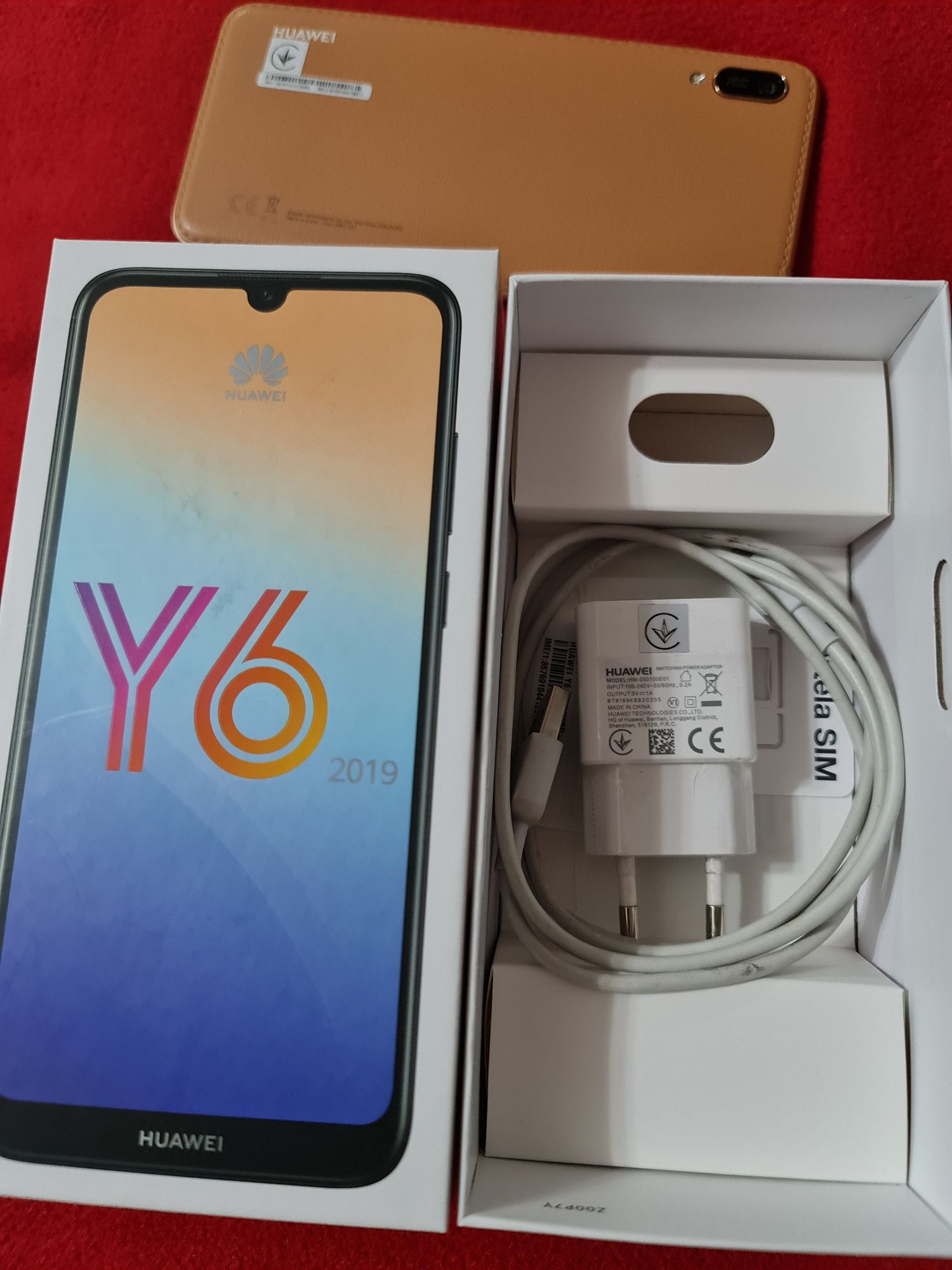 Huawei Y6 2019 Gold 32Gb, Impecabil, Folie Silicon, Accesorii.