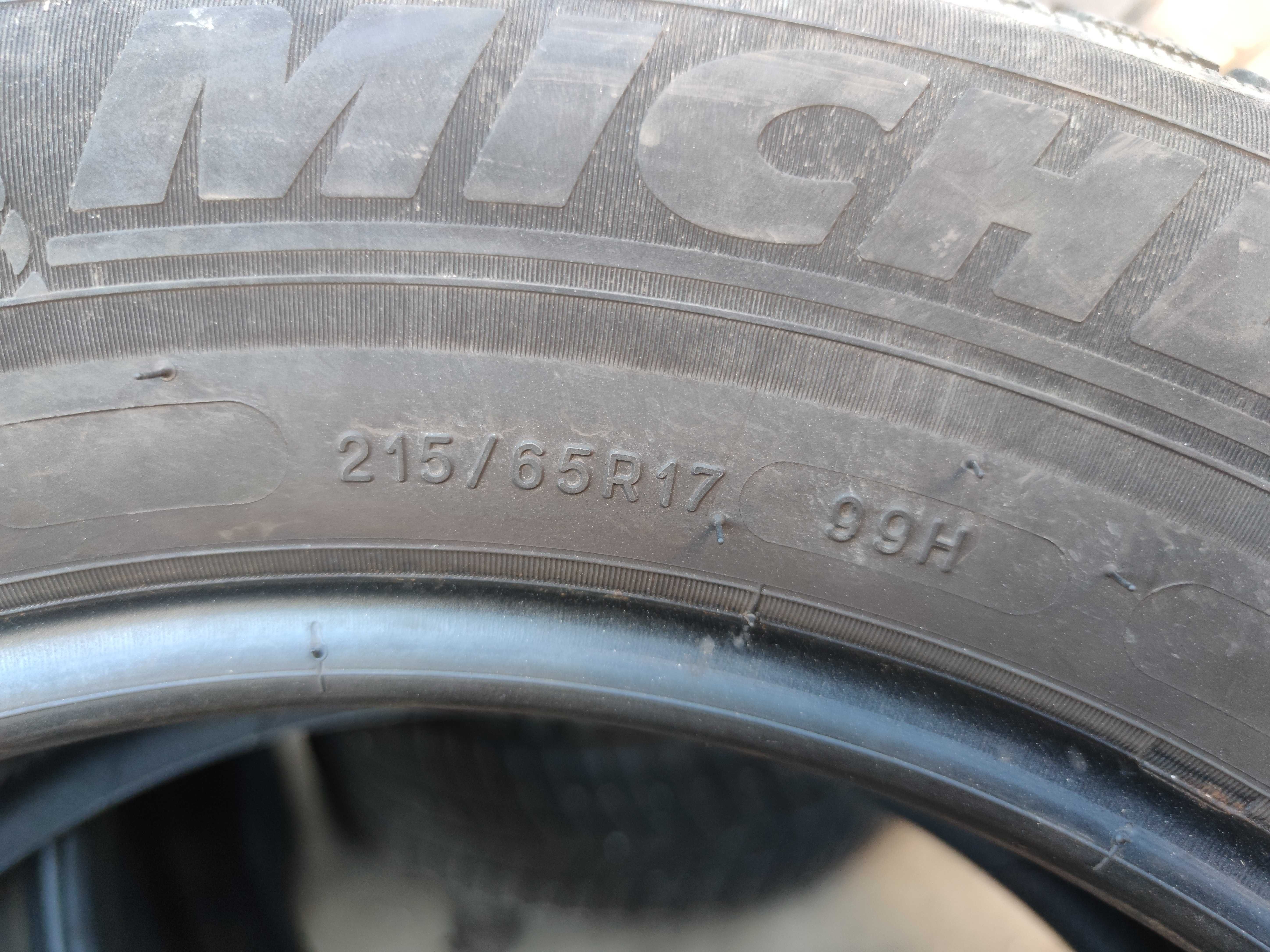 2бр Зимни Гуми 215 65 17 - Michelin