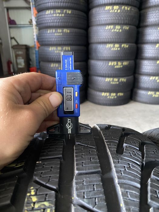 Anvelope iarna 215/45/18 Pirelli Sottozero 2 215 45 18 R18