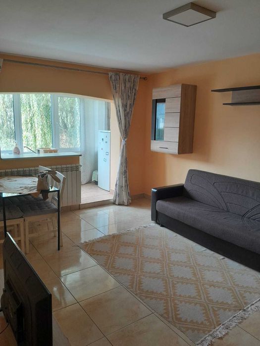 Închiriez apartament 2 camere