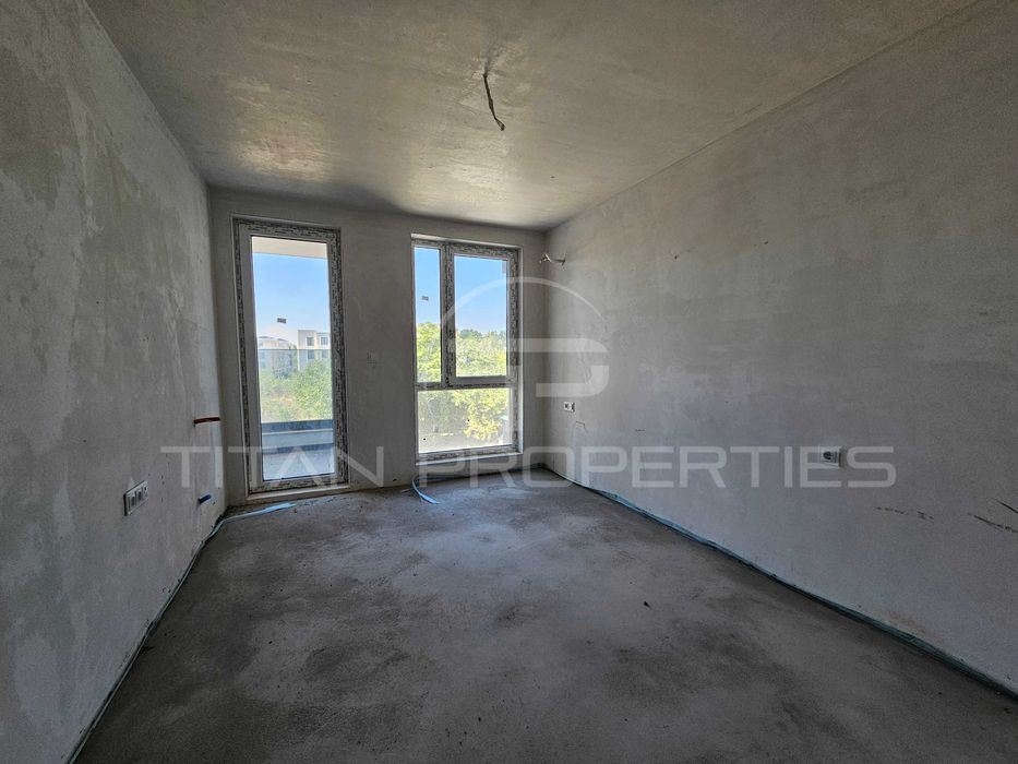 Продава се Двустаен апартамент в Пловдив, Христо Смирненски - 75 кв.м за 1440 €/кв.м - Снимка #1