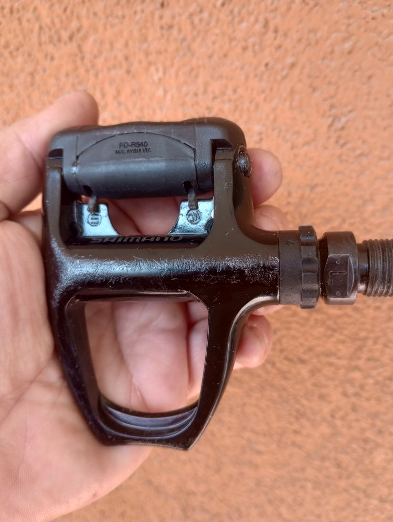 Shimano pd r540 ,Crank Brothers Cobalt 2