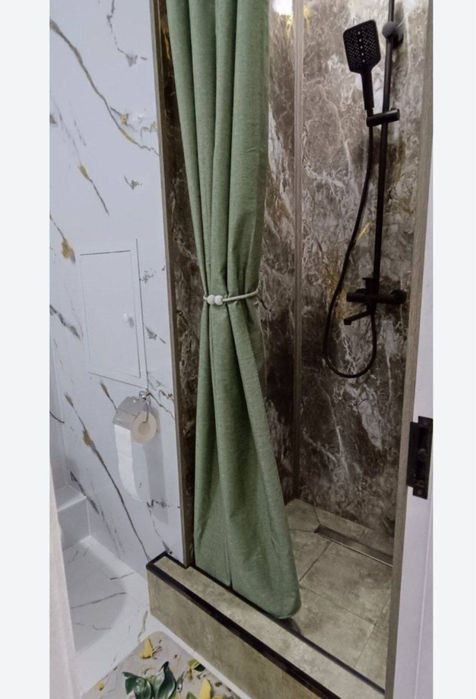 Торговый центр продается квартира 1в2/3/4 Чиланзар 3 квартал