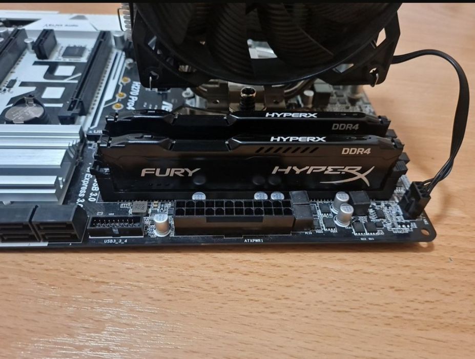 Asrock H270 Pro4 , Intel Core i5-6600k , 16 GB DDR4 Fury Ram BeQuiet